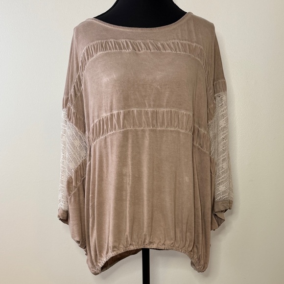 POL Tops - POL Soft Beige Blouse with Lace Details